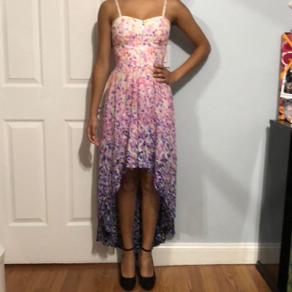 Bright dress with front zipper spaghetti straps